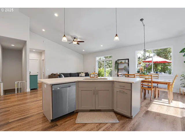 $635,000 | 1280 Westwood Drive Northwest, Salem, OR 97304