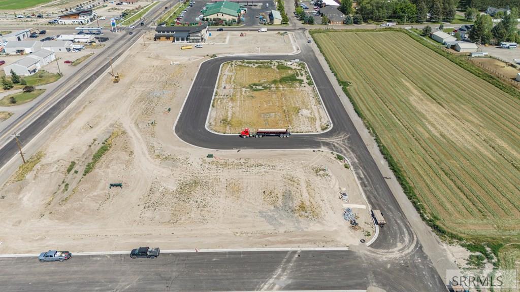 398 Pioneer Road Rexburg, ID 83440 - Photo 1 of 19 Main View