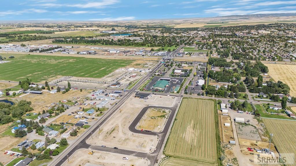 398 Pioneer Road Rexburg, ID 83440 - Photo 2 of 19