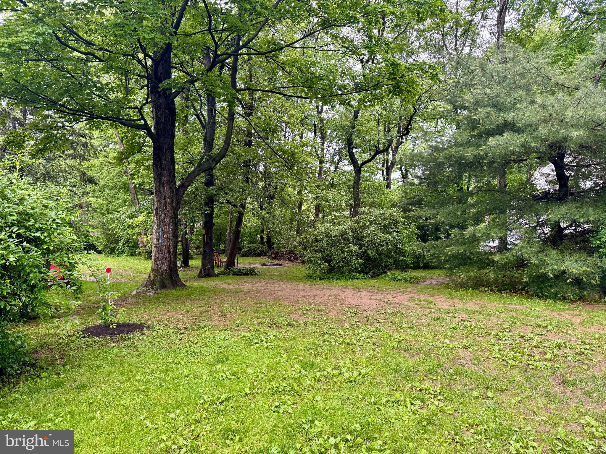 321 West 28th Division Highway Lititz, PA 17543 - Photo 4 of 15 a backyard of a house with lots of green space