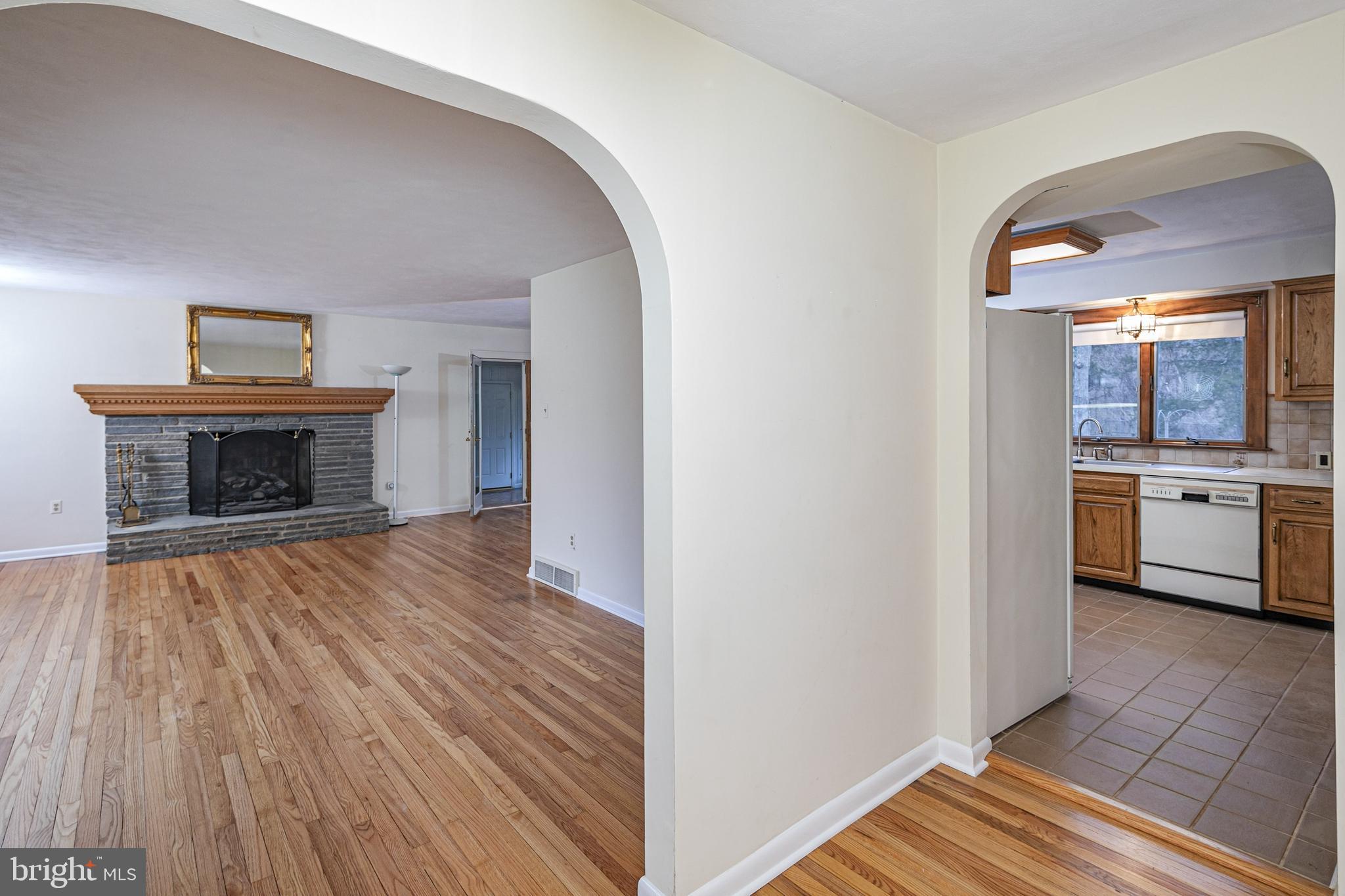 203 Carter Road Princeton, NJ 08540 - Photo 8 of 31 Foyer