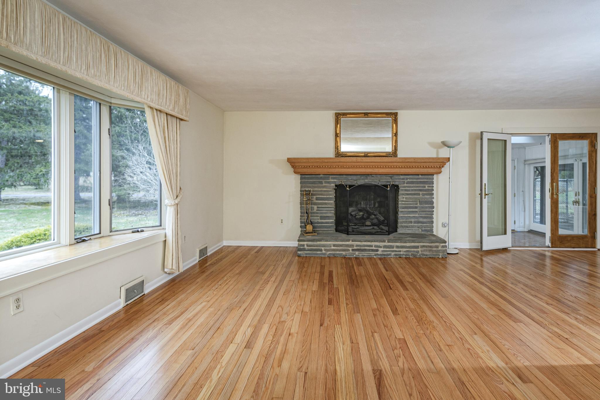 203 Carter Road Princeton, NJ 08540 - Photo 10 of 31 Gas Fireplace