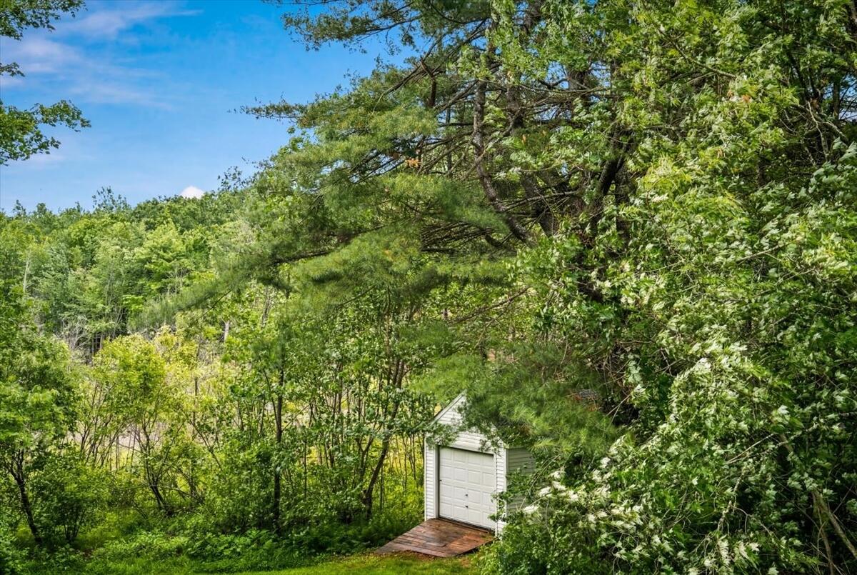 127 Dutton Road China, ME 04358 - Photo 8 of 67