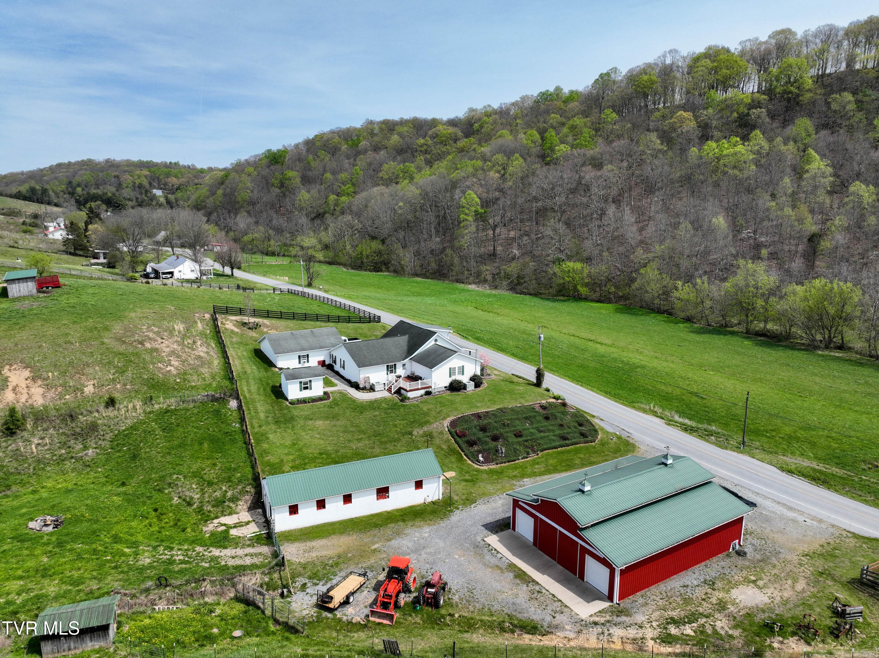 18685 Horton Highway Fall Branch, TN 37656 - Photo 104 of 111 18658 Horton Hwy Drone MADON-41