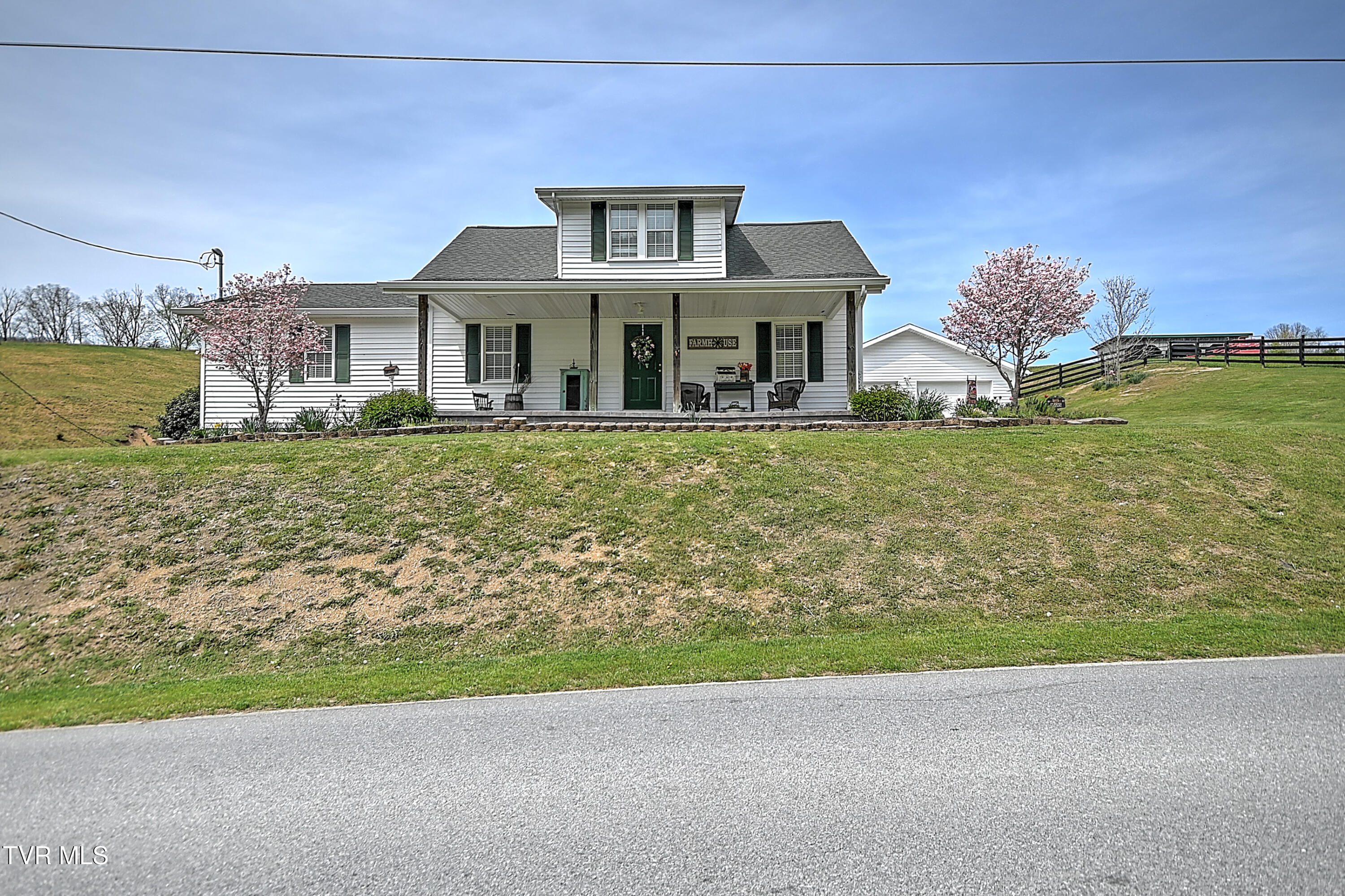 18685 Horton Highway Fall Branch, TN 37656 - Photo 2 of 111 18685 Horton Hwy KM-2