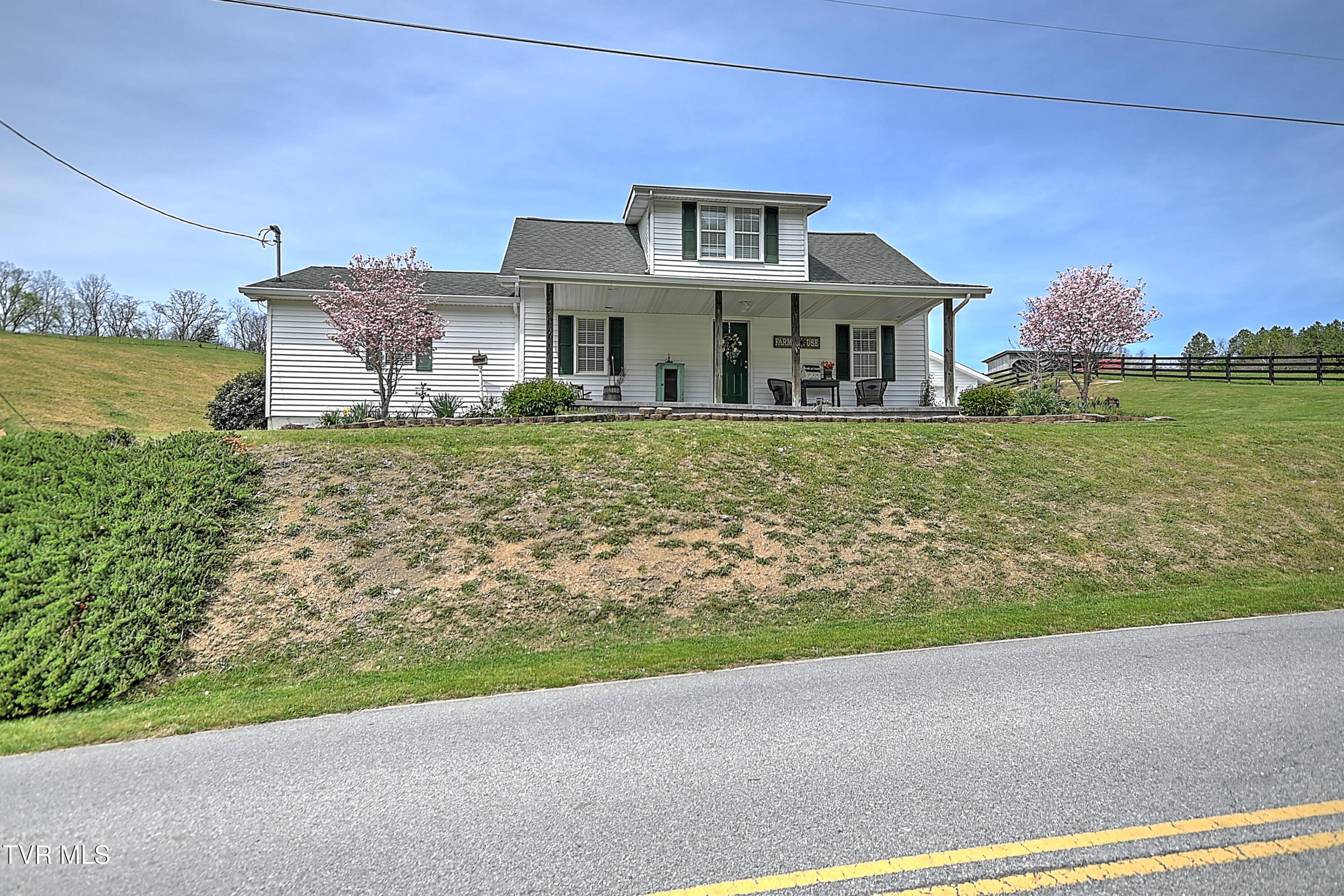18685 Horton Highway Fall Branch, TN 37656 - Photo 3 of 111 18685 Horton Hwy KM-3