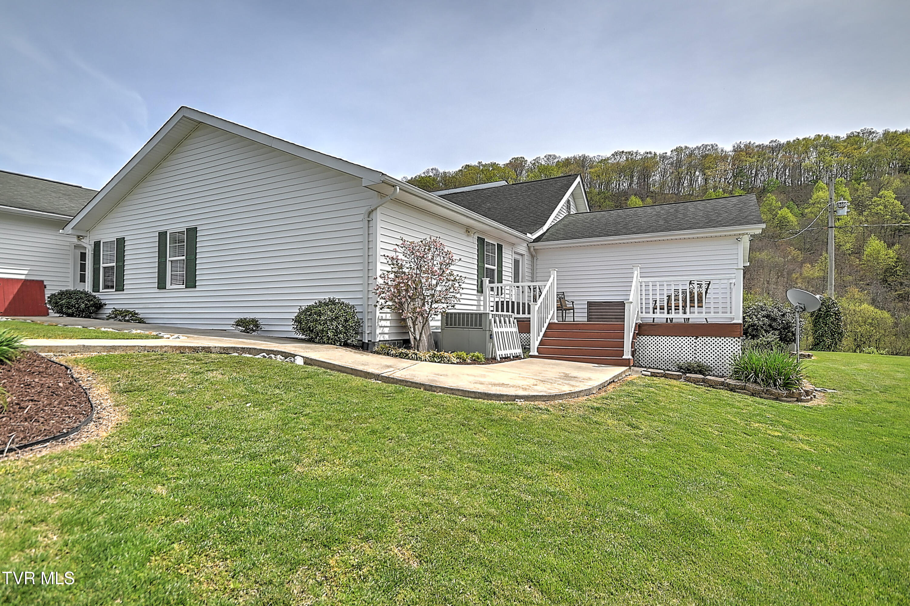 18685 Horton Highway Fall Branch, TN 37656 - Photo 46 of 111 18685 Horton Hwy KM-53