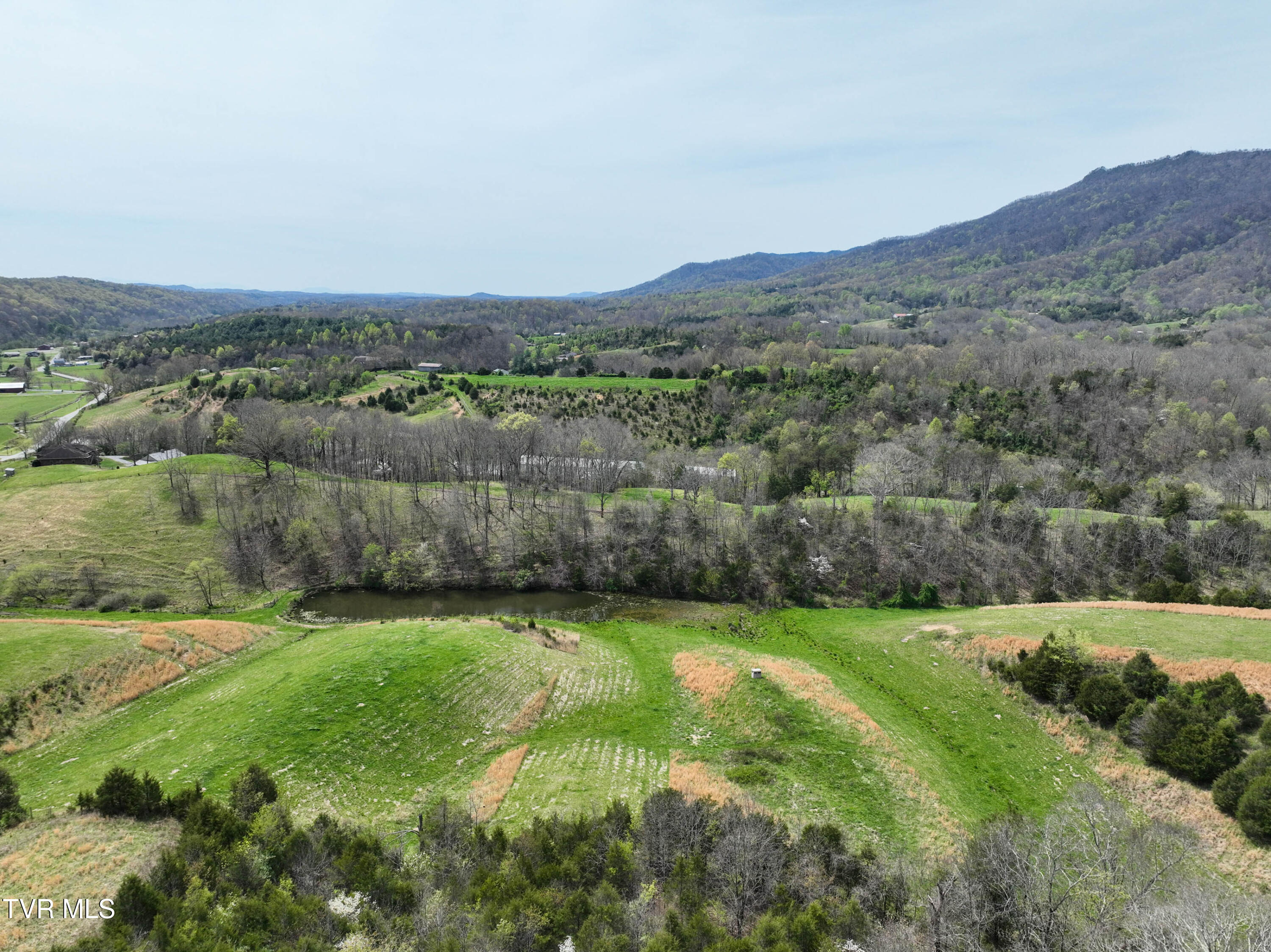 18685 Horton Highway Fall Branch, TN 37656 - Photo 73 of 111 18658 Horton Hwy Drone MADON-8