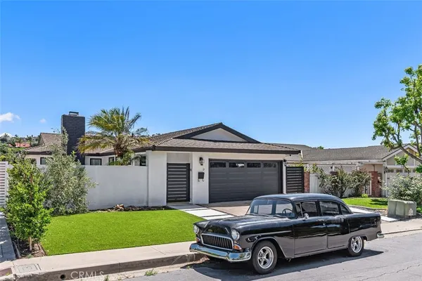 $6,200 | 712 Camino De Los Mares, San Clemente, CA 92673
