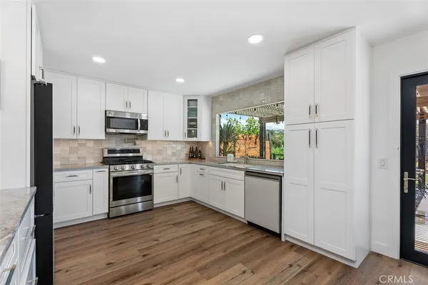 $6,200 | 712 Camino De Los Mares, San Clemente, CA 92673