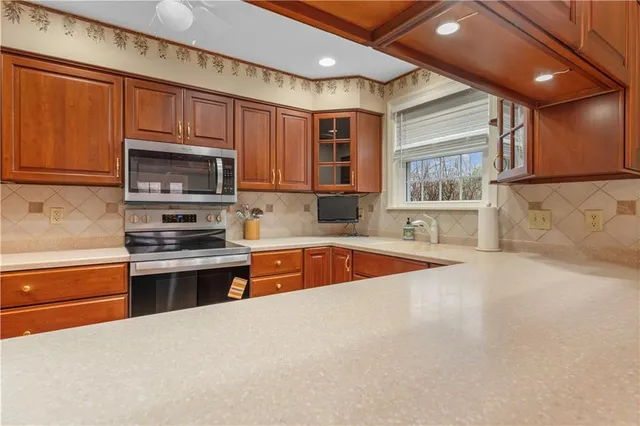 $400,000 | 1033 Rutledge Drive, Pittsburgh, PA 15241