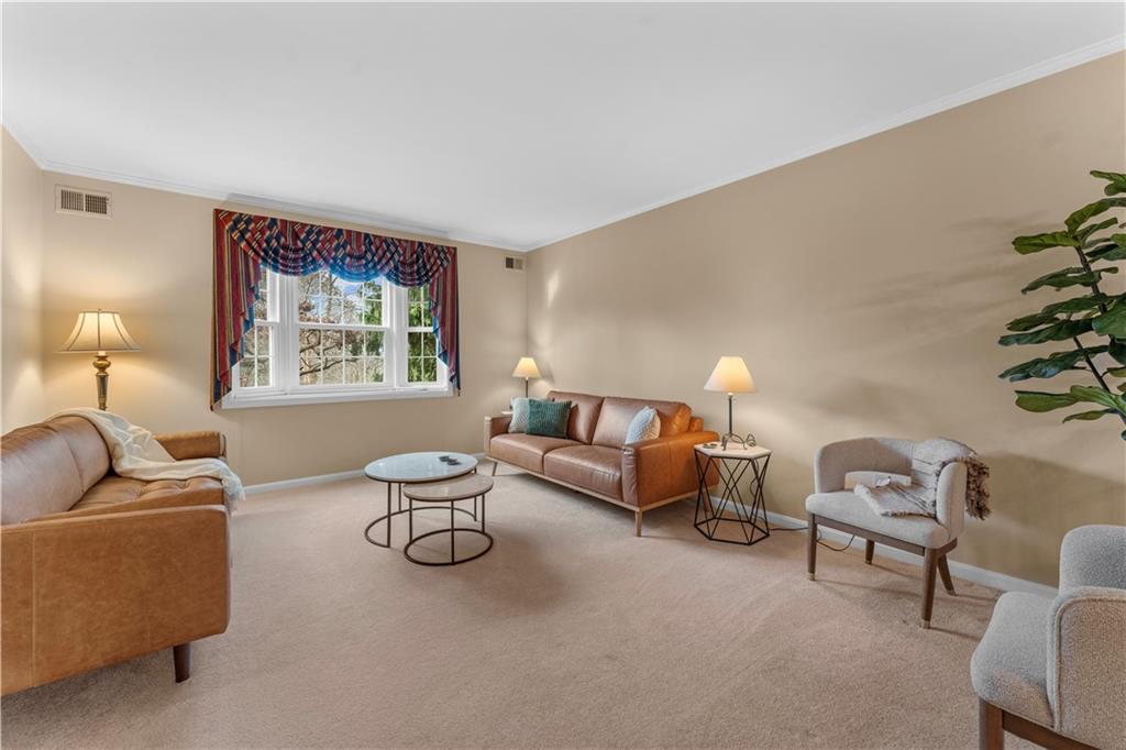 1033 Rutledge Drive Pittsburgh, PA 15241 - Photo 3 of 32 a living room with furniture and a window