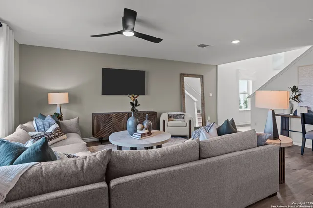 $262,202 | 4020 Lily Glade Lane, Seguin, TX 78155