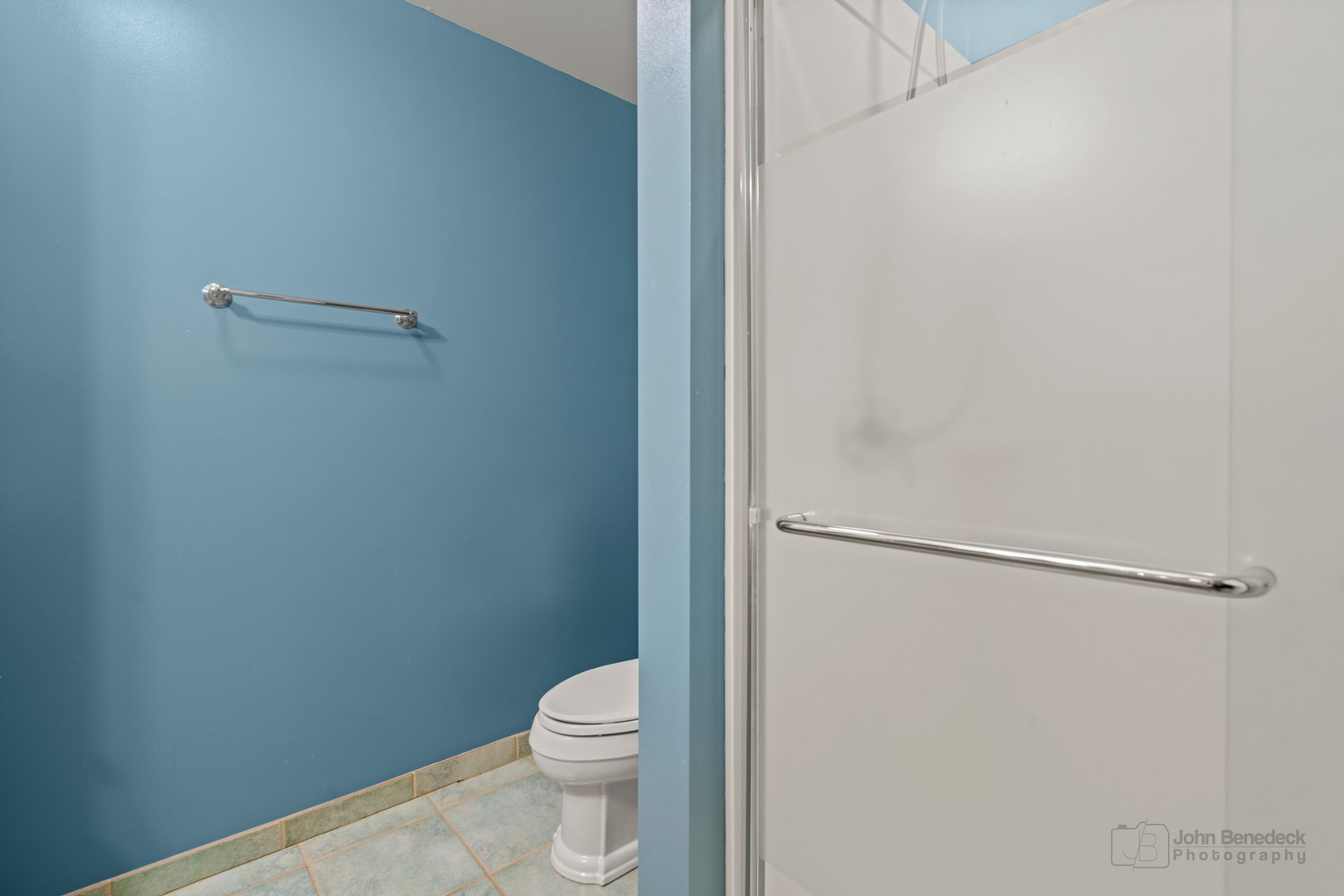 1931 Cranbrook Drive Green Oaks, IL 60048 - Photo 23 of 33 a white toilet sitting next to a shower