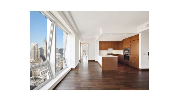 $12,750 | 400 5th Avenue, Unit 41E | Midtown South