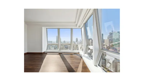 $12,750 | 400 5th Avenue, Unit 41E | Midtown South