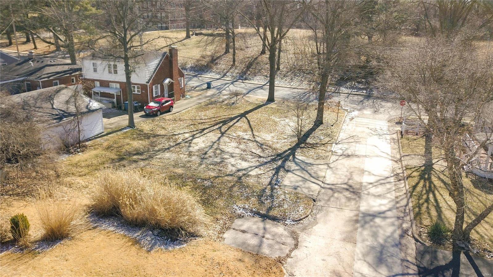 Undisclosed Address Alton, IL 62002 - Photo 3 of 6