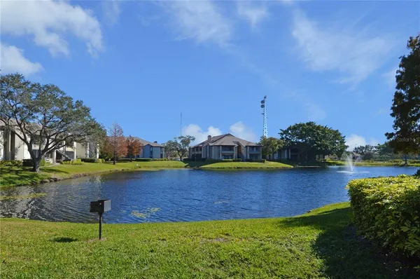 $1,750 | 10265 Gandy Boulevard North, Unit 1707, St. Petersburg, FL 33702