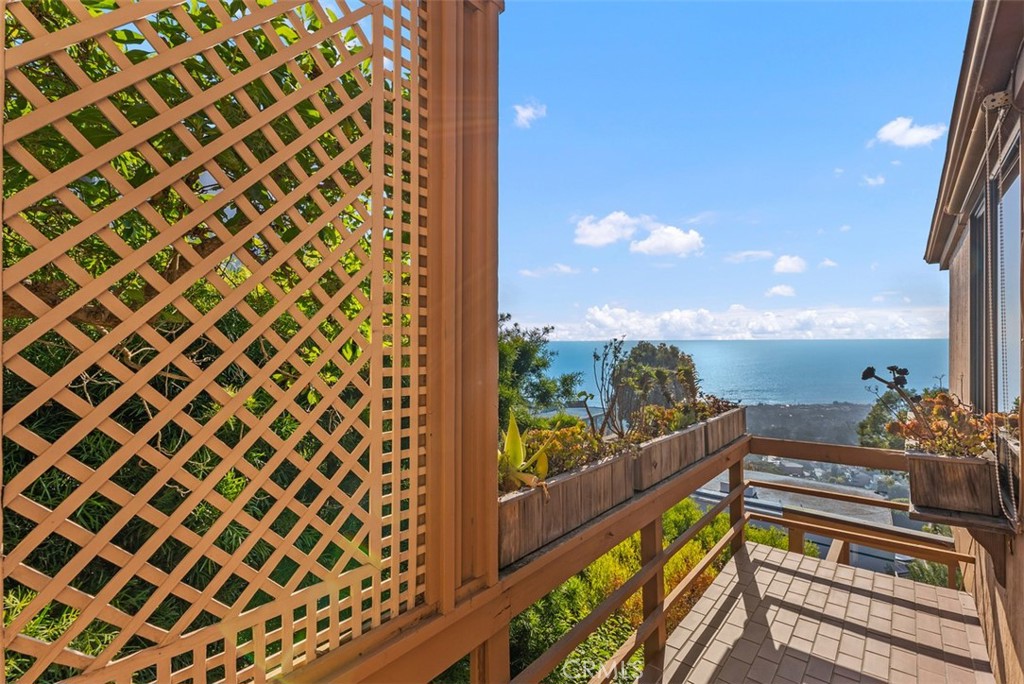 1339 La Mirada Street Laguna Beach, CA 92651 - Photo 13 of 28 a view of a balcony with an outdoor space