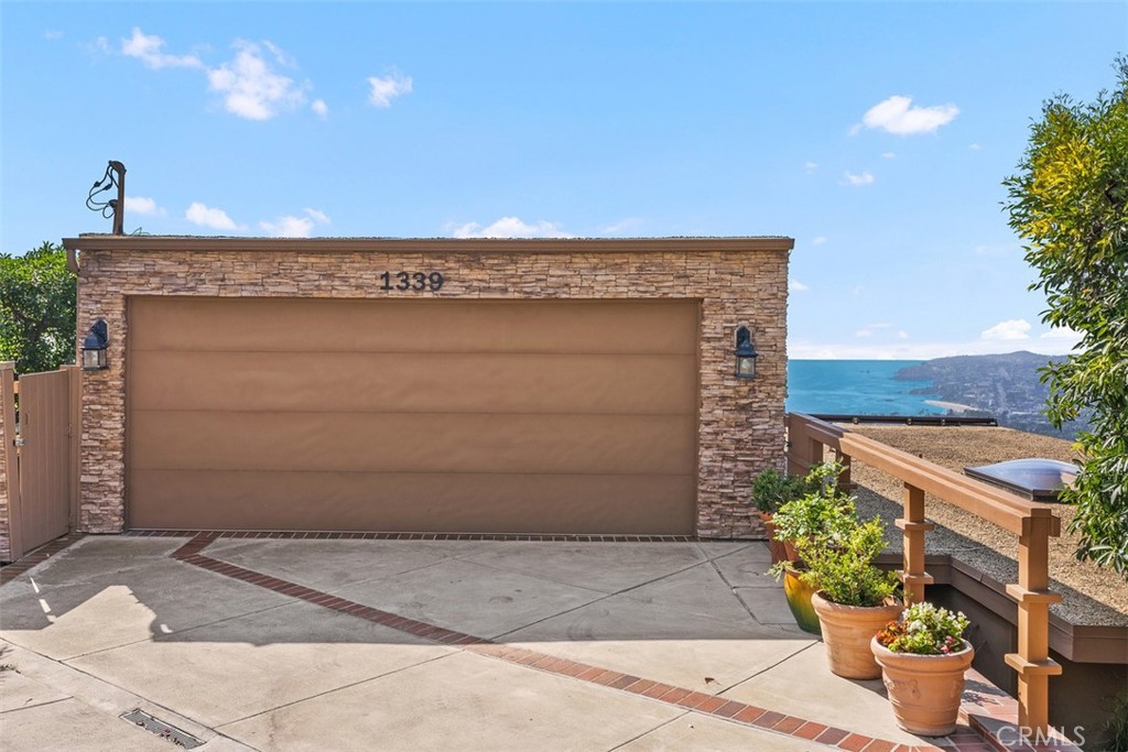 1339 La Mirada Street Laguna Beach, CA 92651 - Photo 3 of 28 a front view of a house
