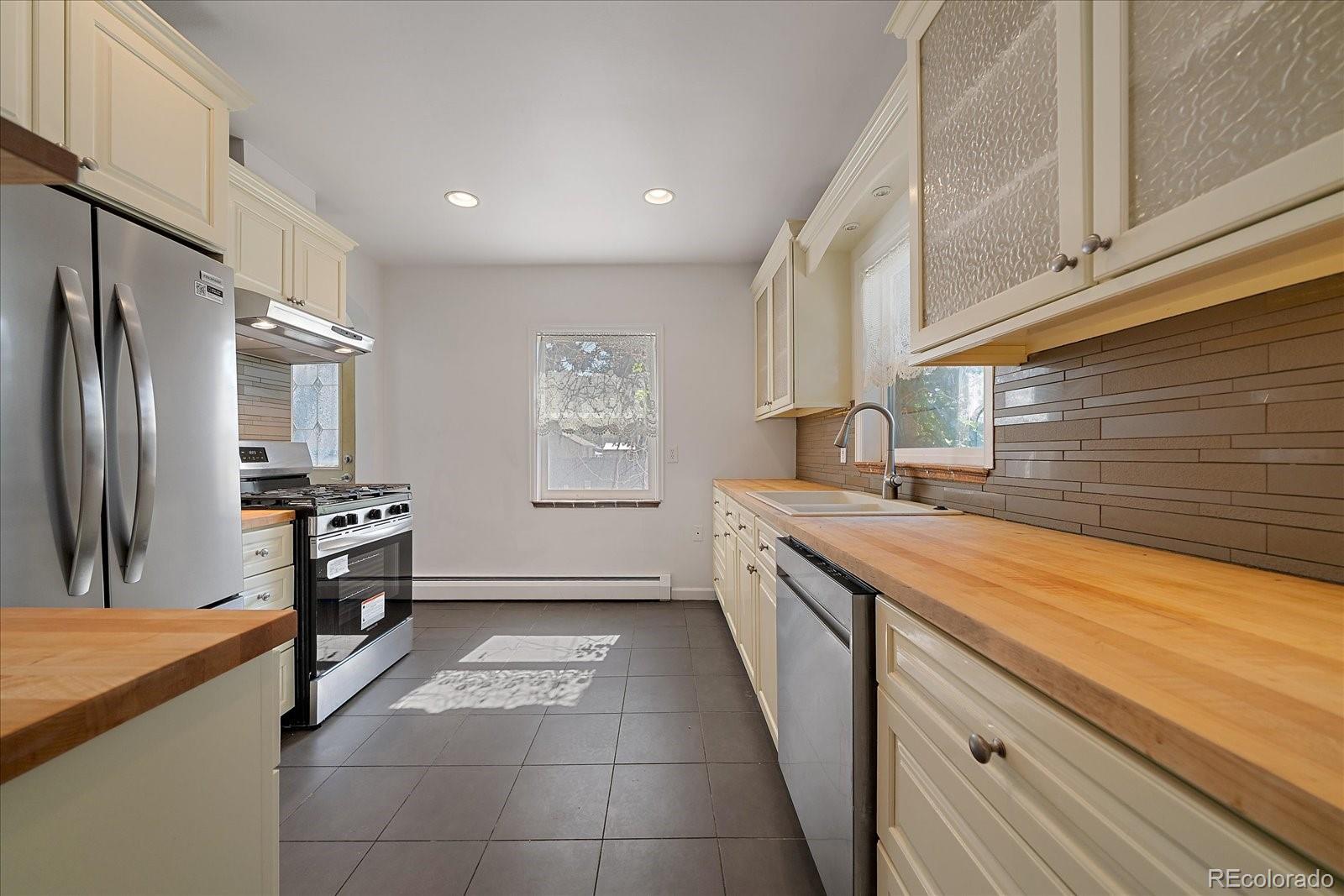 2910 Benton Street Wheat Ridge, CO 80214 - Photo 12 of 42