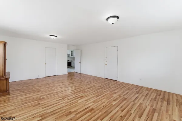 $499,999 | 129 Duer Street, North Plainfield, NJ 07060