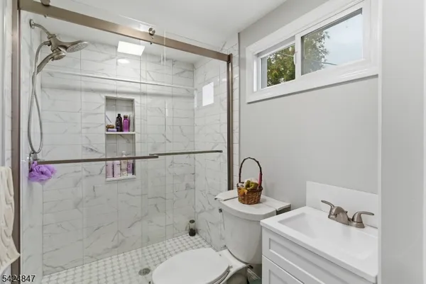 $499,999 | 129 Duer Street, North Plainfield, NJ 07060