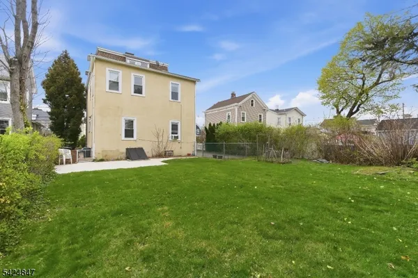 $499,999 | 129 Duer Street, North Plainfield, NJ 07060