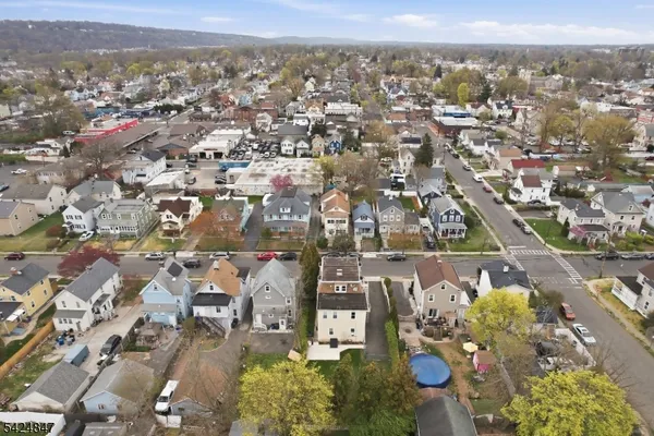 $499,999 | 129 Duer Street, North Plainfield, NJ 07060