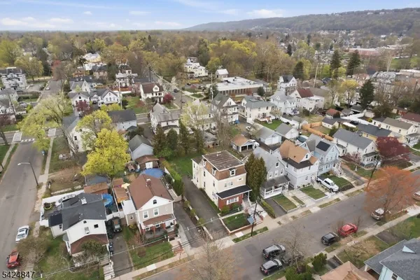 $499,999 | 129 Duer Street, North Plainfield, NJ 07060