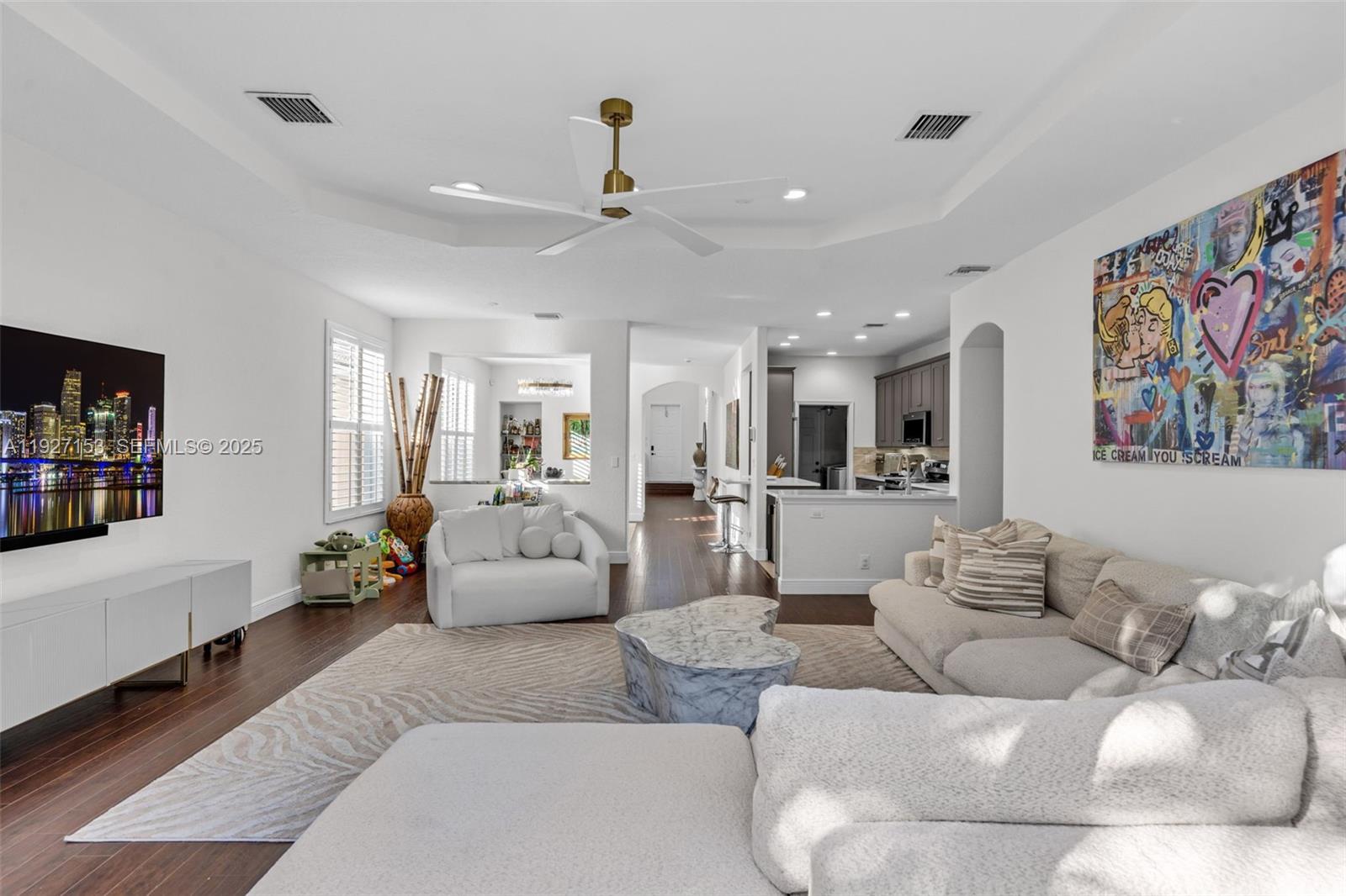 4272 North Magnolia Circle Delray Beach, FL 33445 - Photo 11 of 30