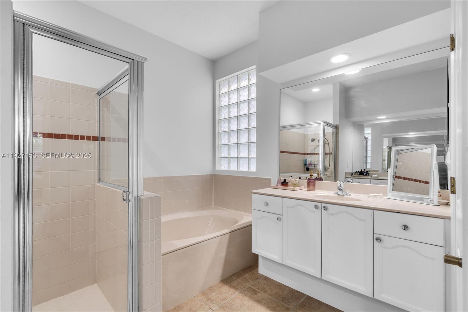 4272 North Magnolia Circle Delray Beach, FL 33445 - Photo 17 of 30