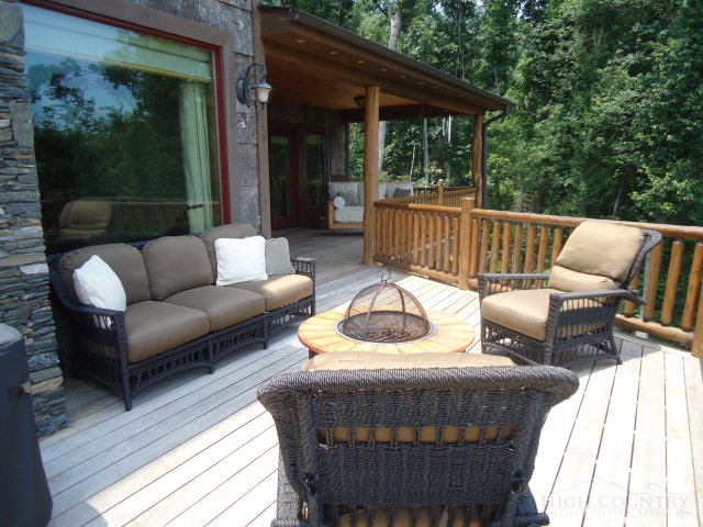 2077 Little Laurel Road Boone, NC 28607 - Photo 9 of 22 Gallery Image 9