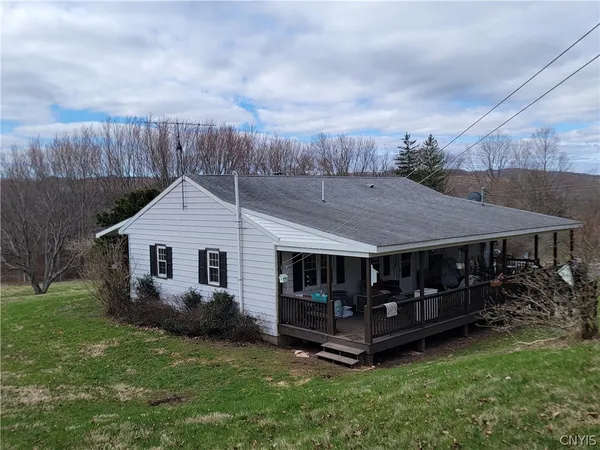 $265,000 | 295 Vedder Road, St. Johnsville, NY 13452