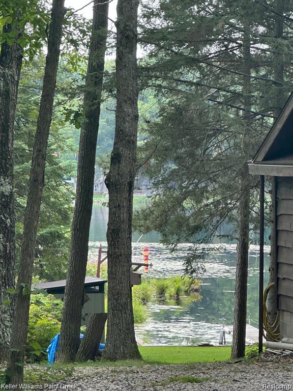 933 Hammond Road Harrison, MI 48625 - Photo 4 of 11