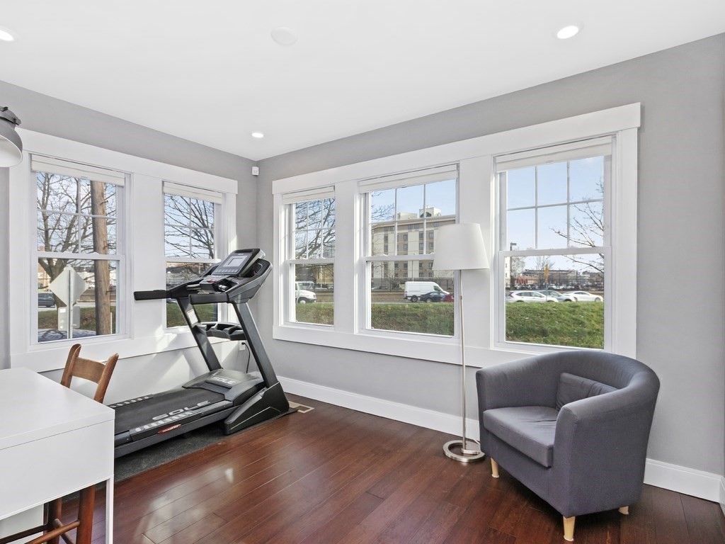 16 Ten Hills Road, Unit 1 Somerville, MA 02145 - Photo 11 of 15 Gallery Image 11