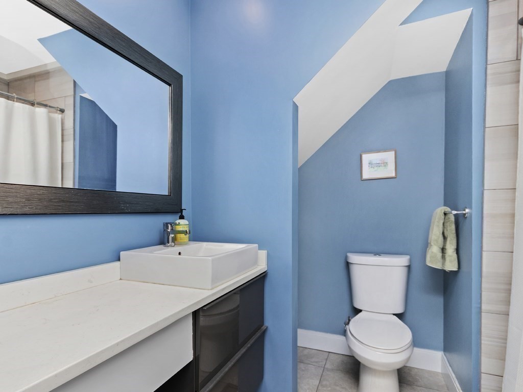 16 Ten Hills Road, Unit 1 Somerville, MA 02145 - Photo 12 of 15 Gallery Image 12