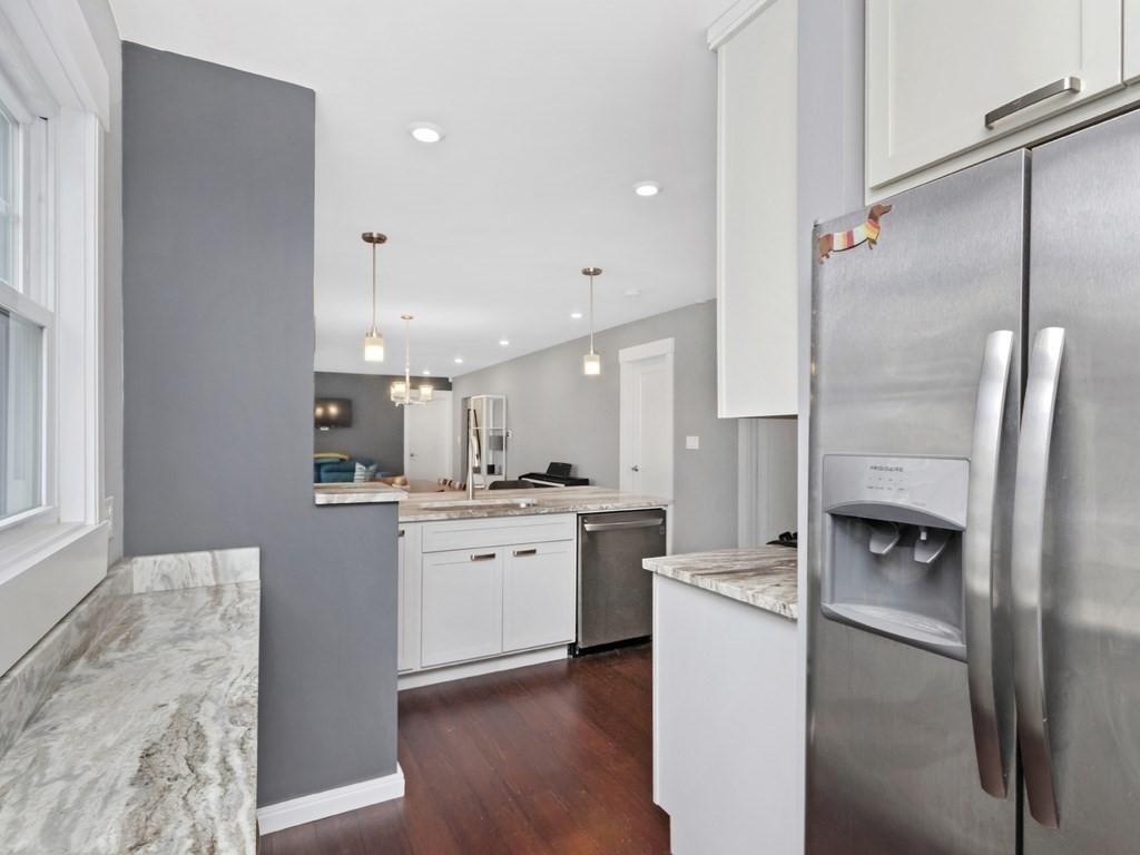 16 Ten Hills Road, Unit 1 Somerville, MA 02145 - Photo 6 of 15 Gallery Image 6