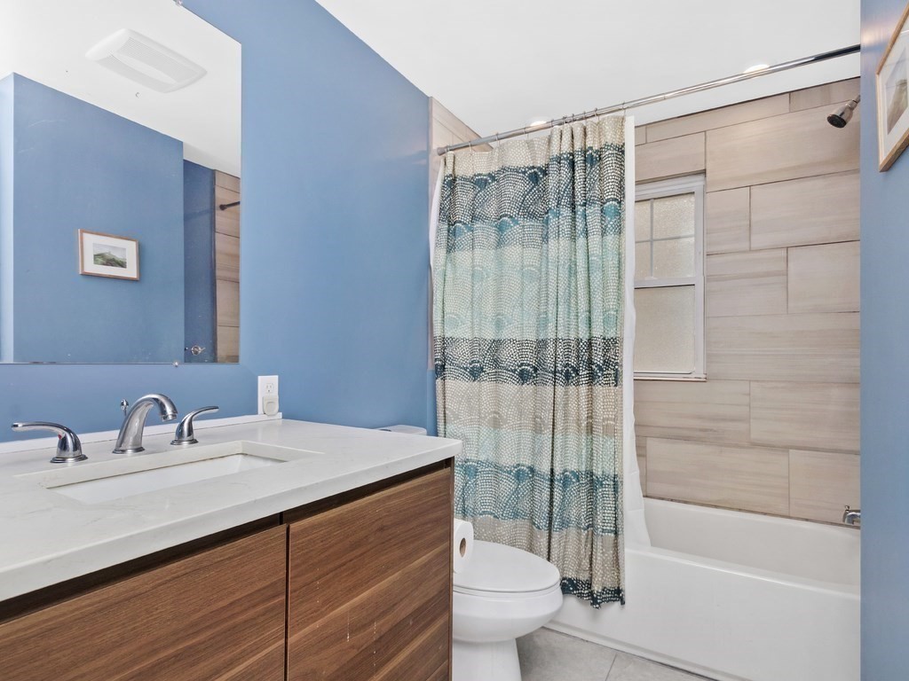 16 Ten Hills Road, Unit 1 Somerville, MA 02145 - Photo 9 of 15 Gallery Image 9