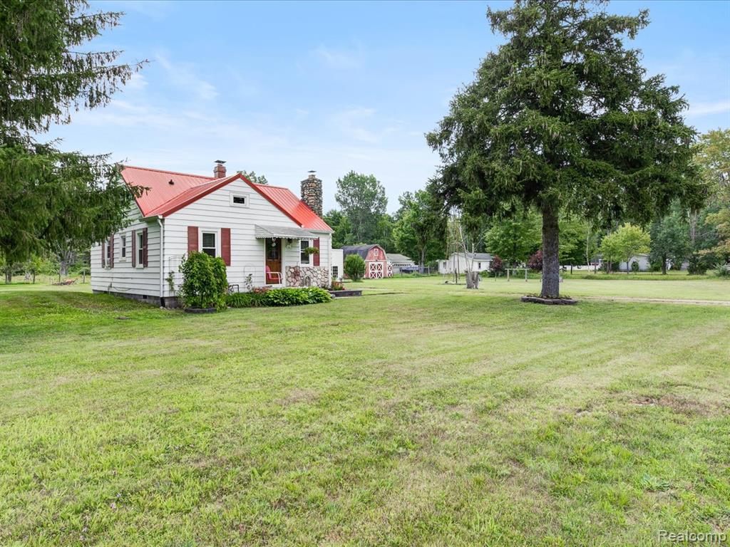 2160 Dunlap Road Smiths Creek, MI 48074 - Photo 8 of 32 Gallery Image 8