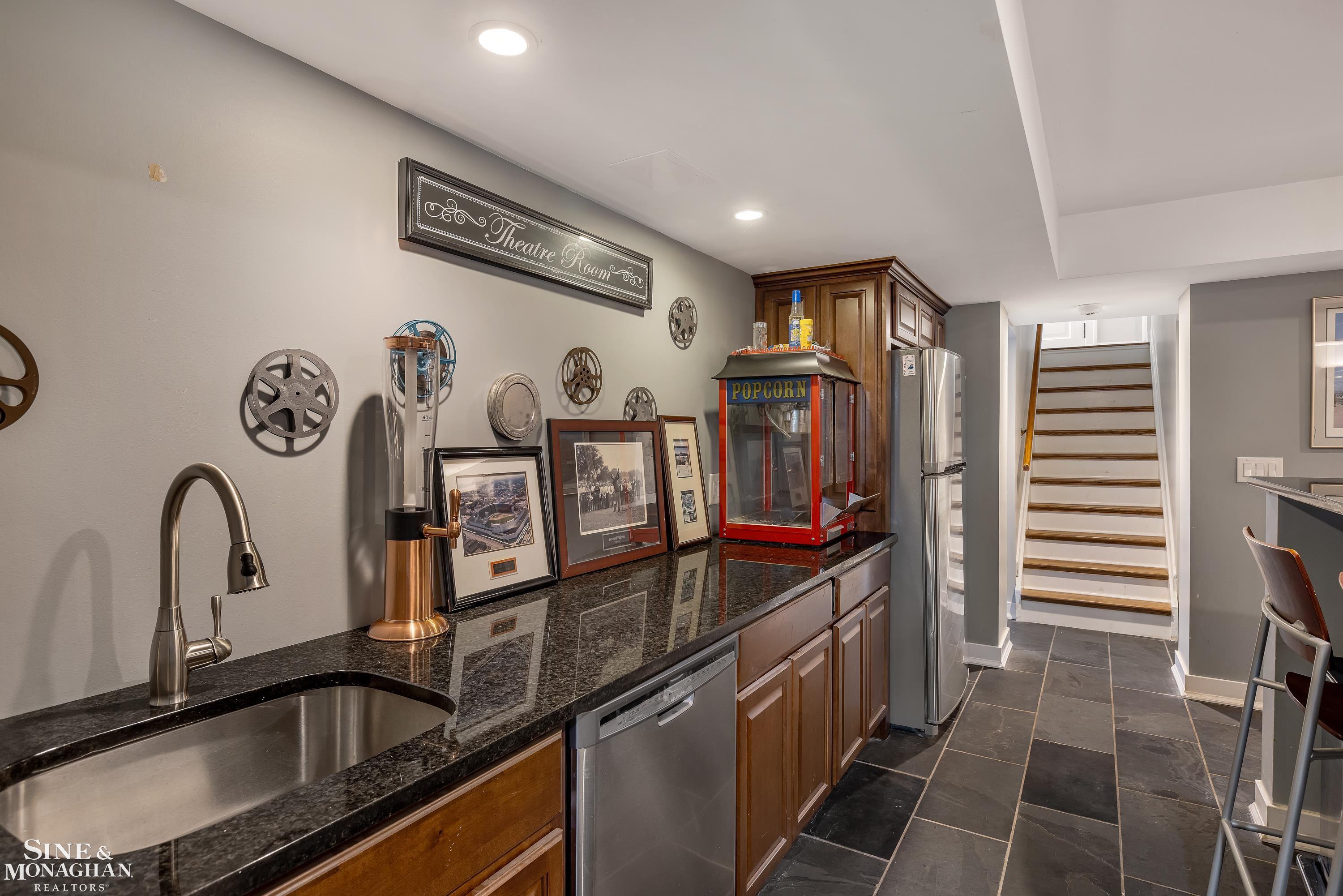 31 Beverly Road Grosse Pointe Farms, MI 48236 - Photo 75 of 97