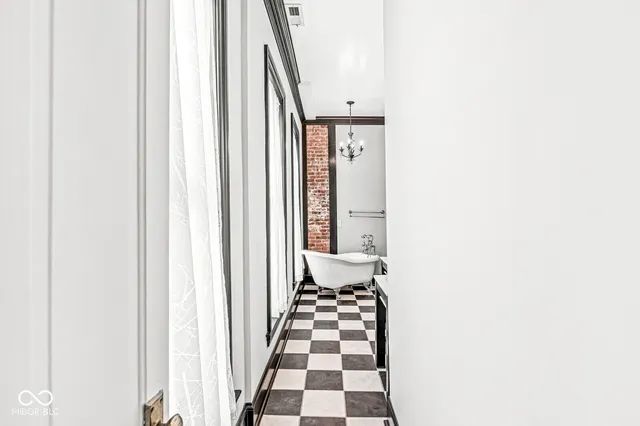 $4,500 | 331 North East Street, Indianapolis, IN 46202