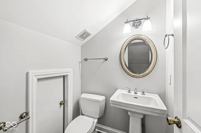 $4,500 | 331 North East Street, Indianapolis, IN 46202