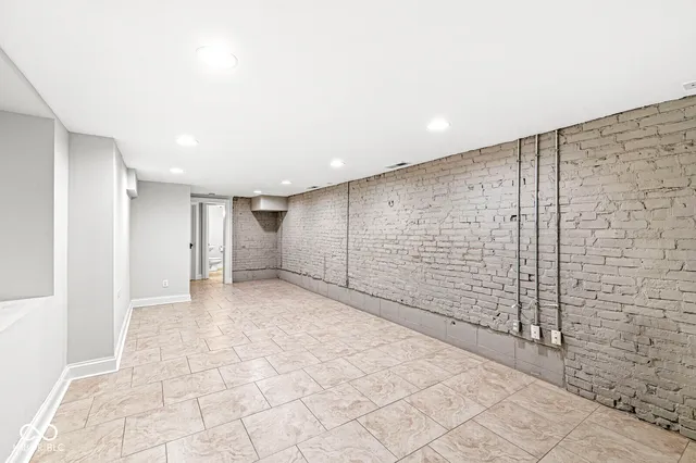 $4,500 | 331 North East Street, Indianapolis, IN 46202