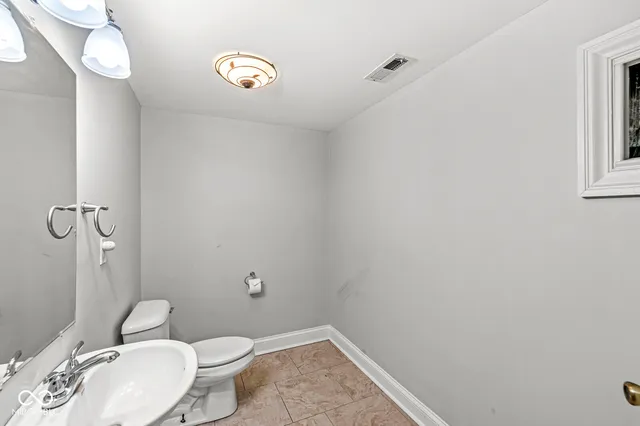 $4,500 | 331 North East Street, Indianapolis, IN 46202