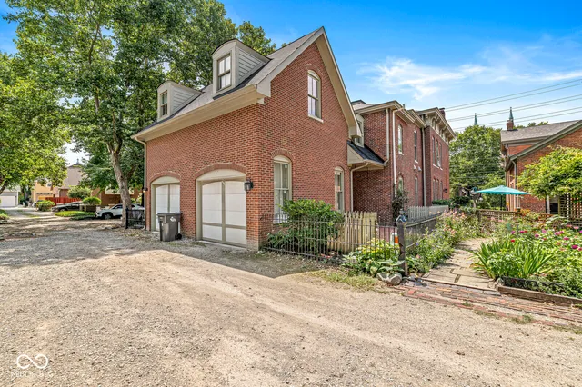 $4,500 | 331 North East Street, Indianapolis, IN 46202