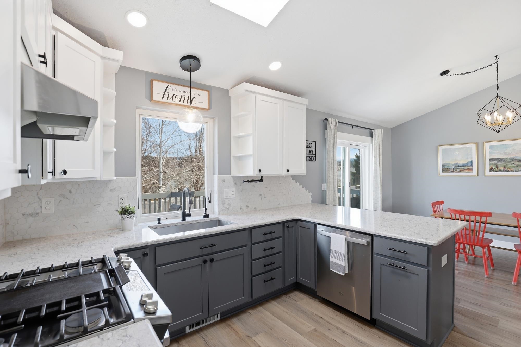 1715 South St Charles Road Spokane Valley, WA 99037 - Photo 7 of 43 Gallery Image 7