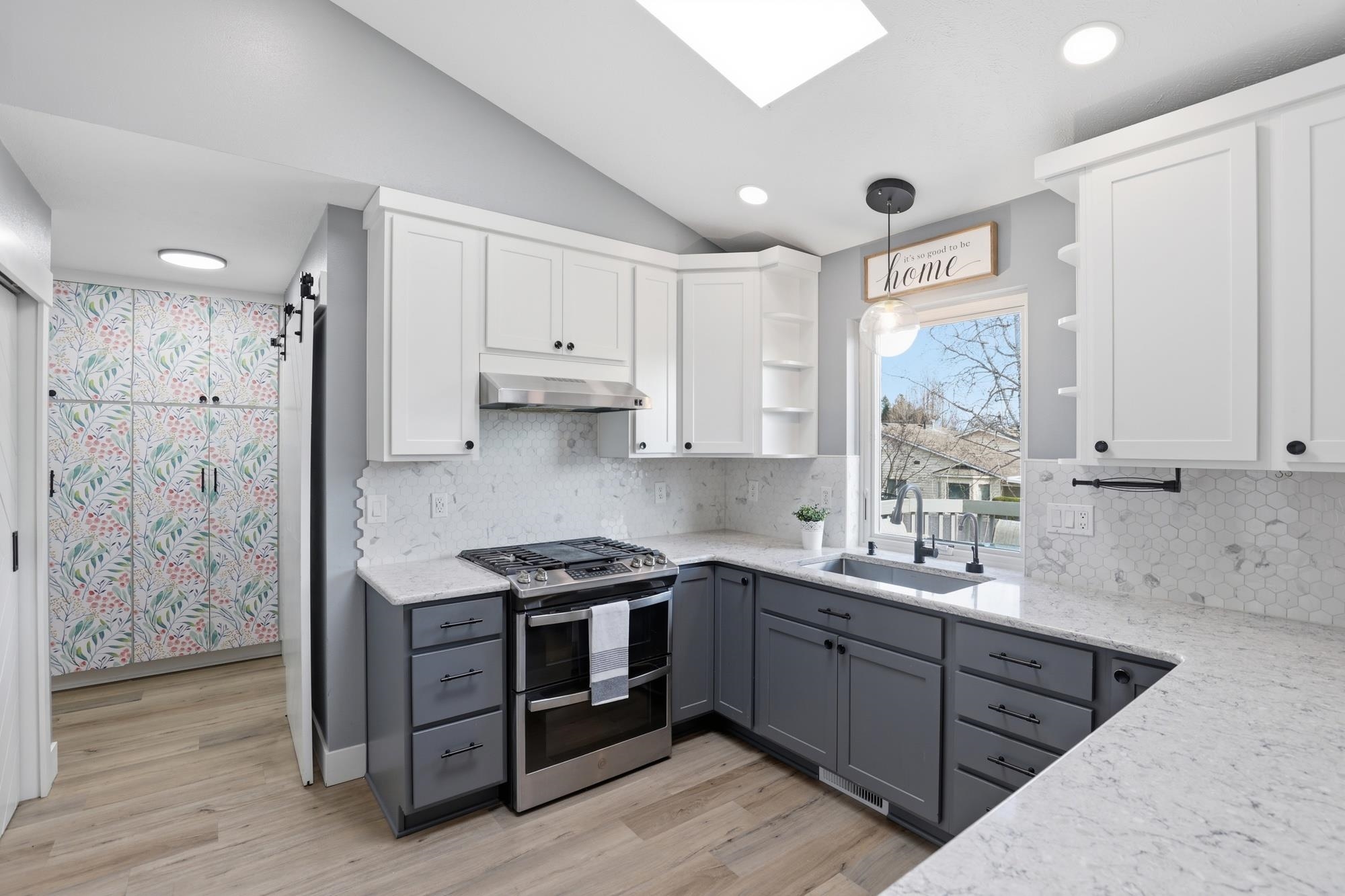 1715 South St Charles Road Spokane Valley, WA 99037 - Photo 8 of 43 Gallery Image 8