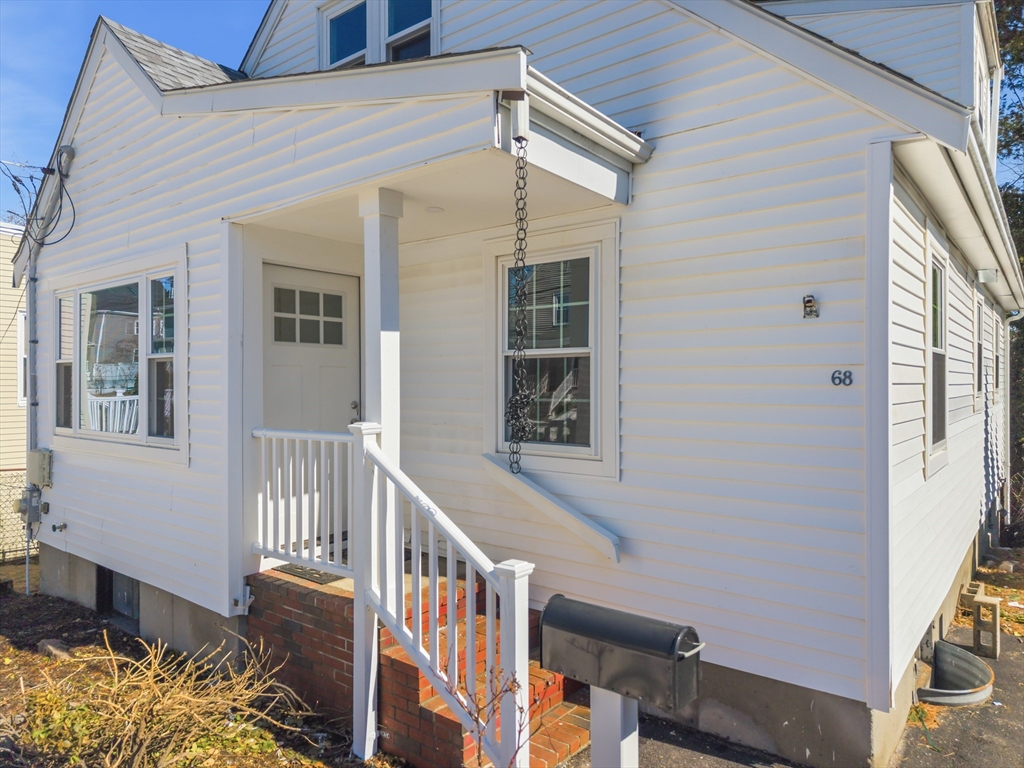 68 Reed Street Dedham, MA 02026 - Photo 3 of 36