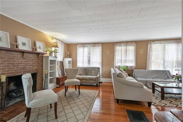 $165,000 | 508 Elm Street, Syracuse, NY 13203